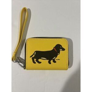 Marc Tetro‎ Dachshund Yellow Zippered Wallet New Without Tags SUPER CUTE!!!
